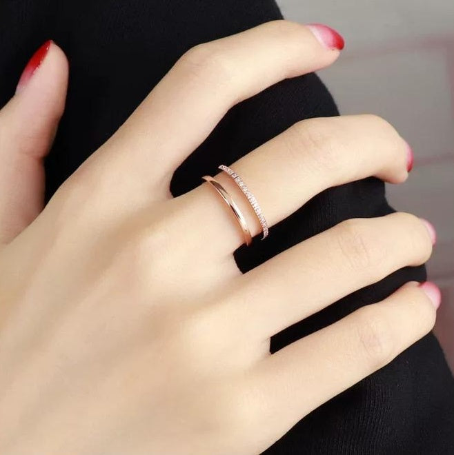 CHIC STACKABLE RINGS SET