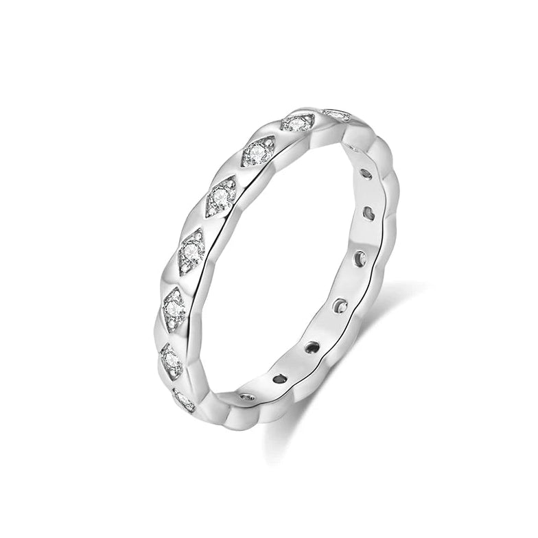 WILLOW GOLD DIAMOND RING