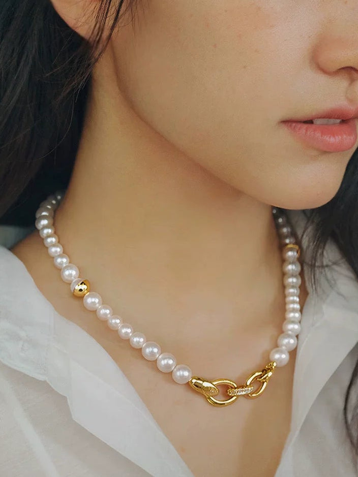 ELEGANT PEARL NECKLACE JEWELRY