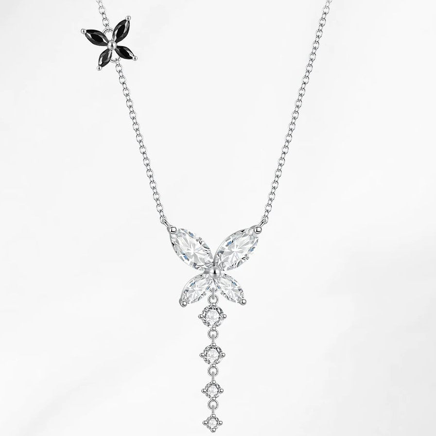 BUTTERFLY COLLARBONE NECKLACE