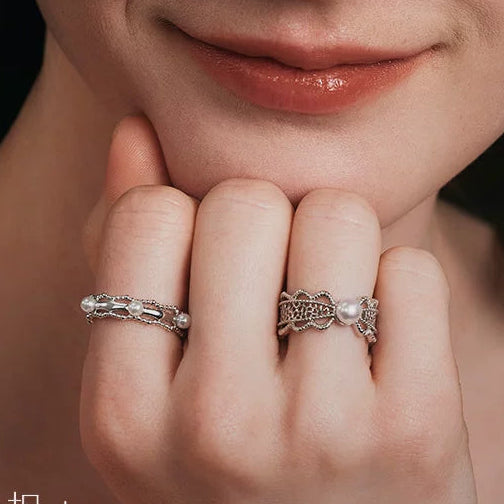 FRENCH-STYLE PEARL RING