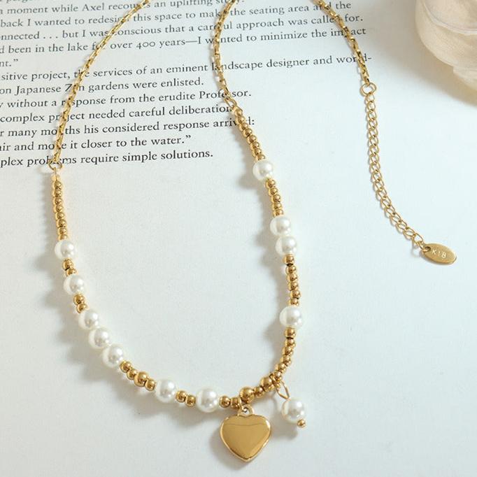 PERAL HEART NECKLACE