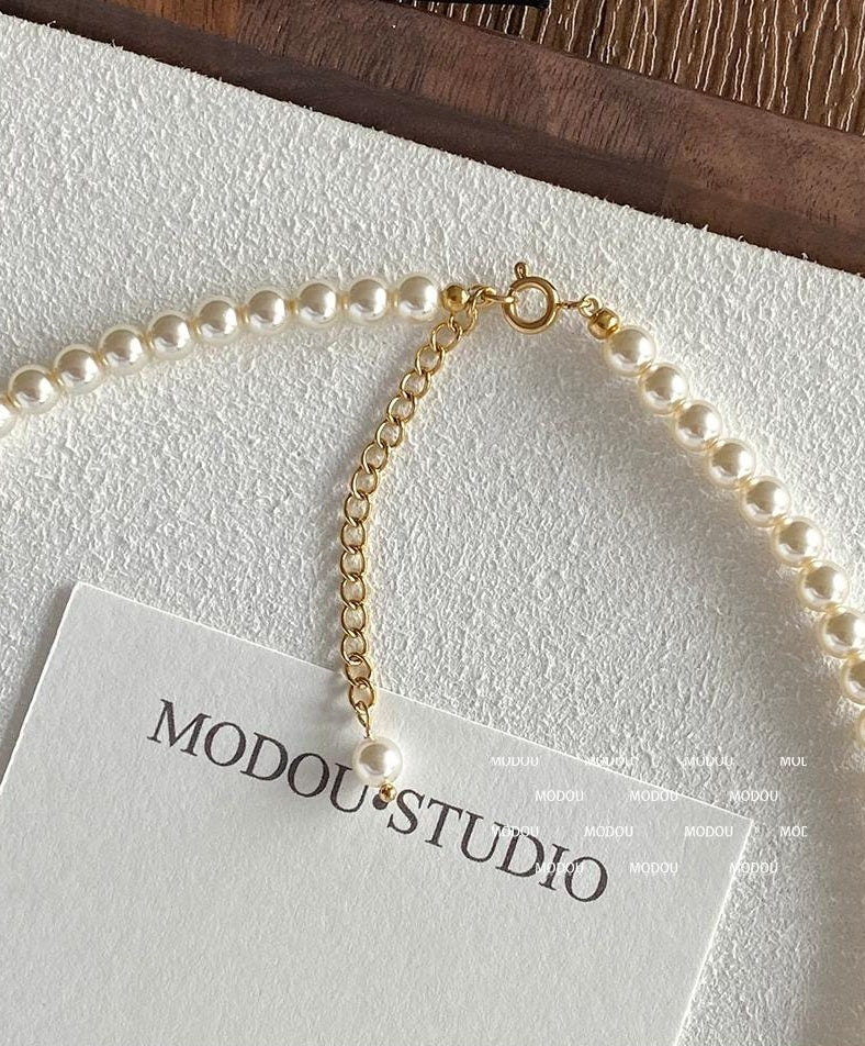 FAIRYTALE VINTAGE PEARL STATEMENT NECKLACE