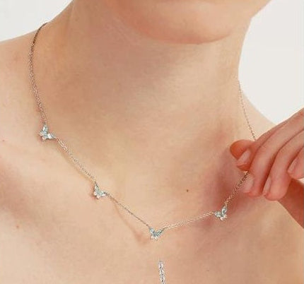 SOPHISTICATED MINIMALIST COLLARBONE NECKLACE