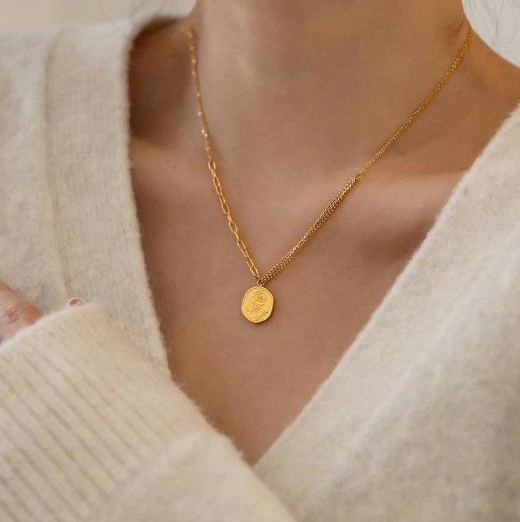 LUXURY ROUND-PLATE CHAIN NECKLACE