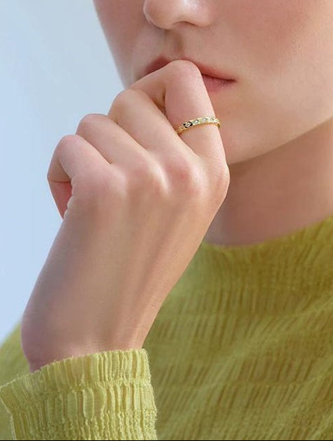 WILLOW GOLD DIAMOND RING