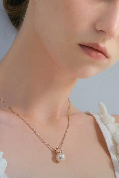 ELEGANT PEARL SUMMER NECKLACE