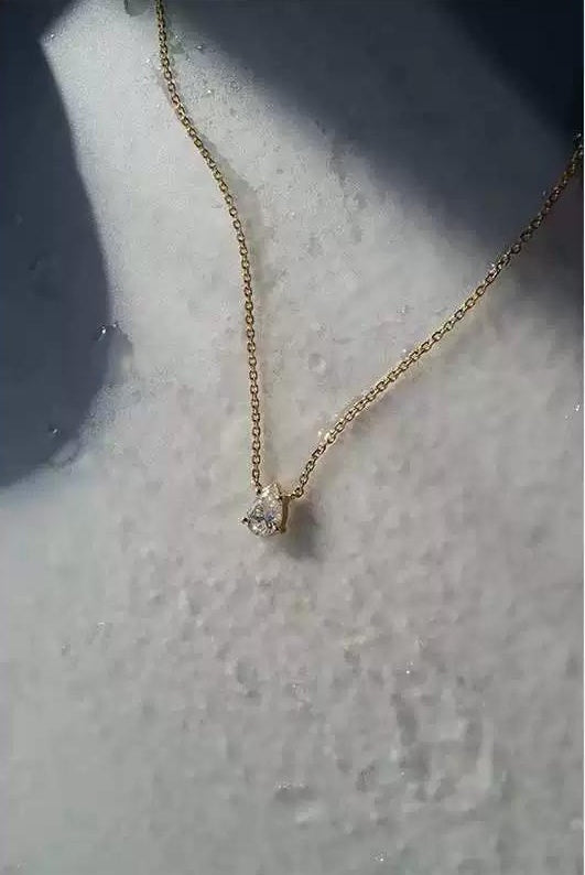 TEARDROP ZIRCONIA NECKLACE