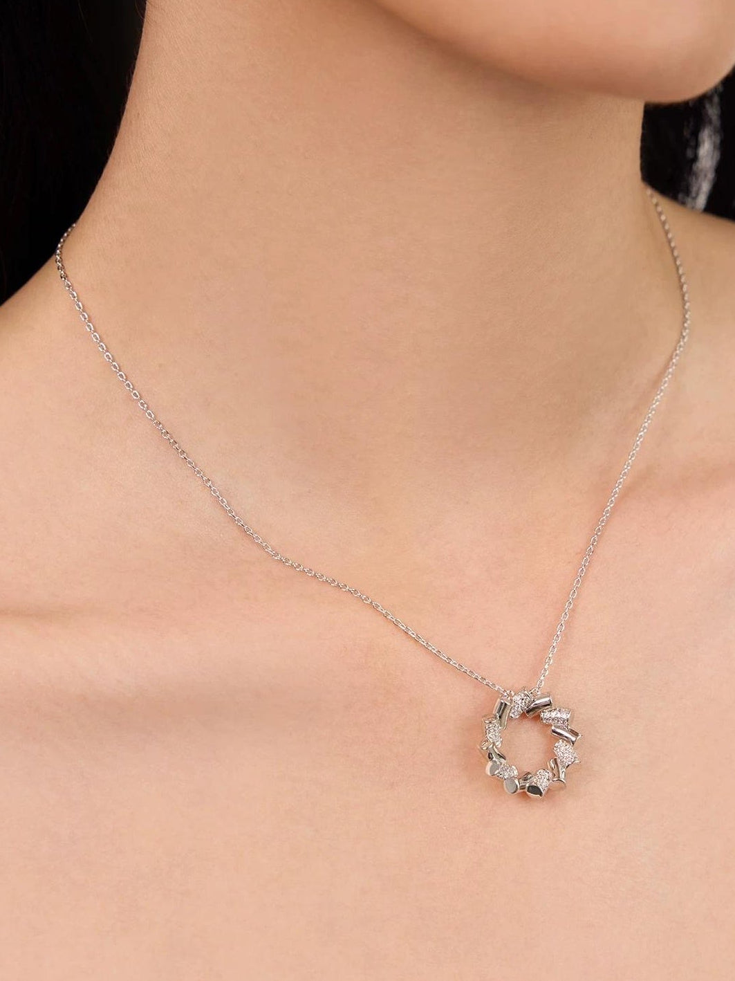 WILLOW SILVER LUXURY NECKLACE