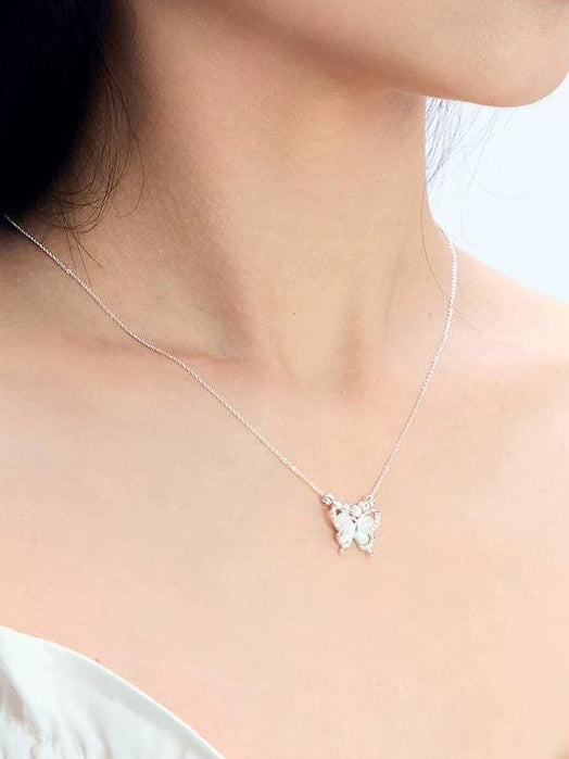 FAUX CAT'S EYE BUTTERFLY NECKLACE