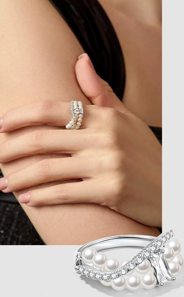 SNOWFLAKE PEARL RING