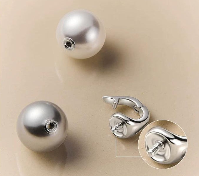 LAYERED PEARL NECKLACE COLLECTION