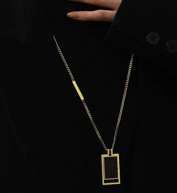 MINIMALIST ENGRAVED NECKLACE