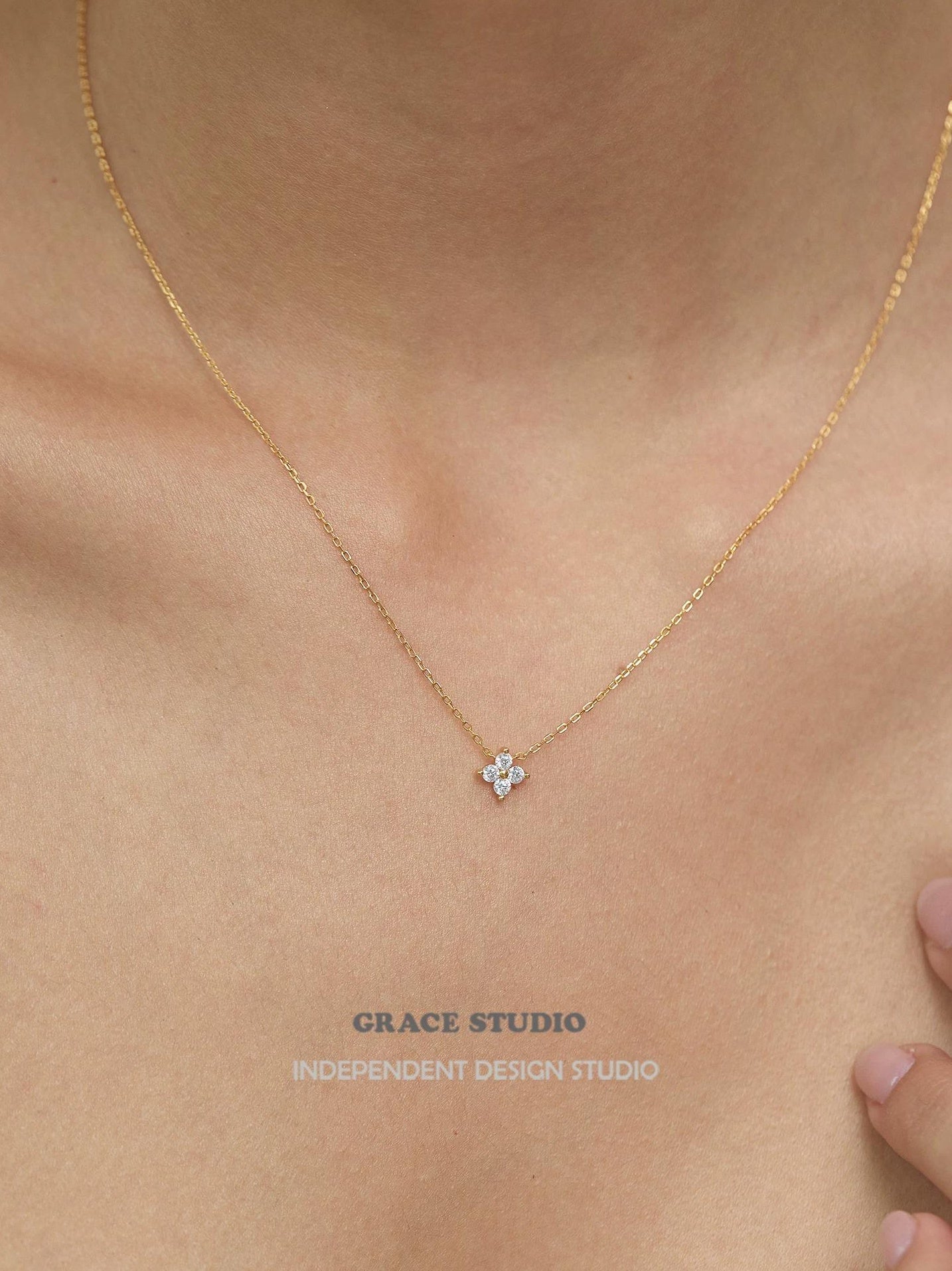 STERLING SILVER CLOVER NECKLACE