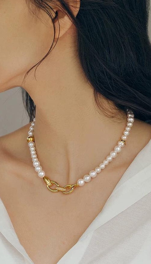 ELEGANT PEARL NECKLACE JEWELRY