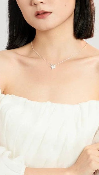 FAUX CAT'S EYE BUTTERFLY NECKLACE