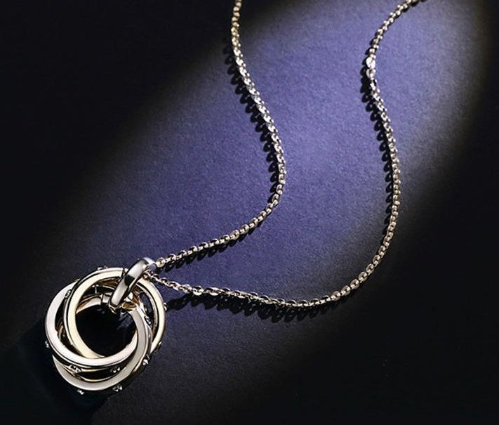 CHIC LONG SWEATER NECKLACE