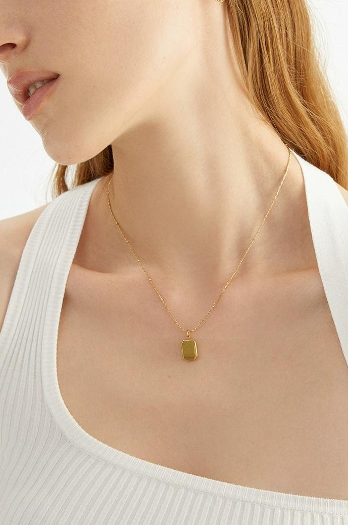RETRO GOLD NACKLACE
