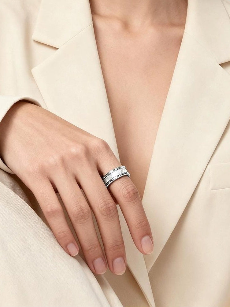 ROSE GOLD SHELL RING