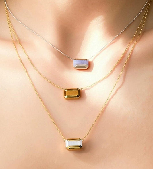 COLORFUL STONE NECKLACE