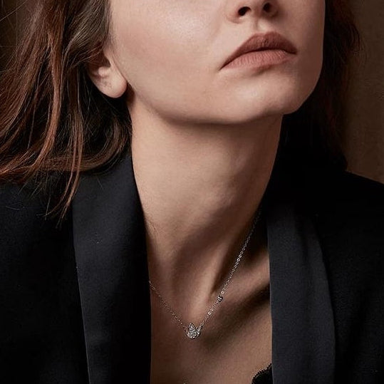MINIMALIST BIRD NECKLACE