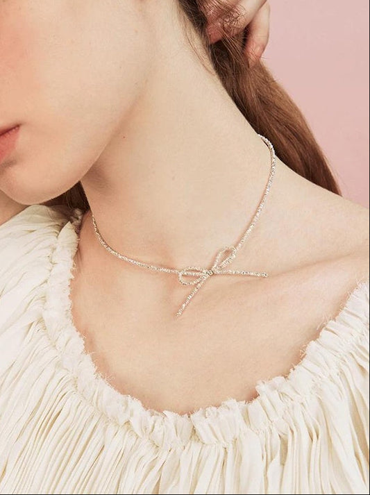 ELEGANT SILVER COLLARBONE NECKLACE