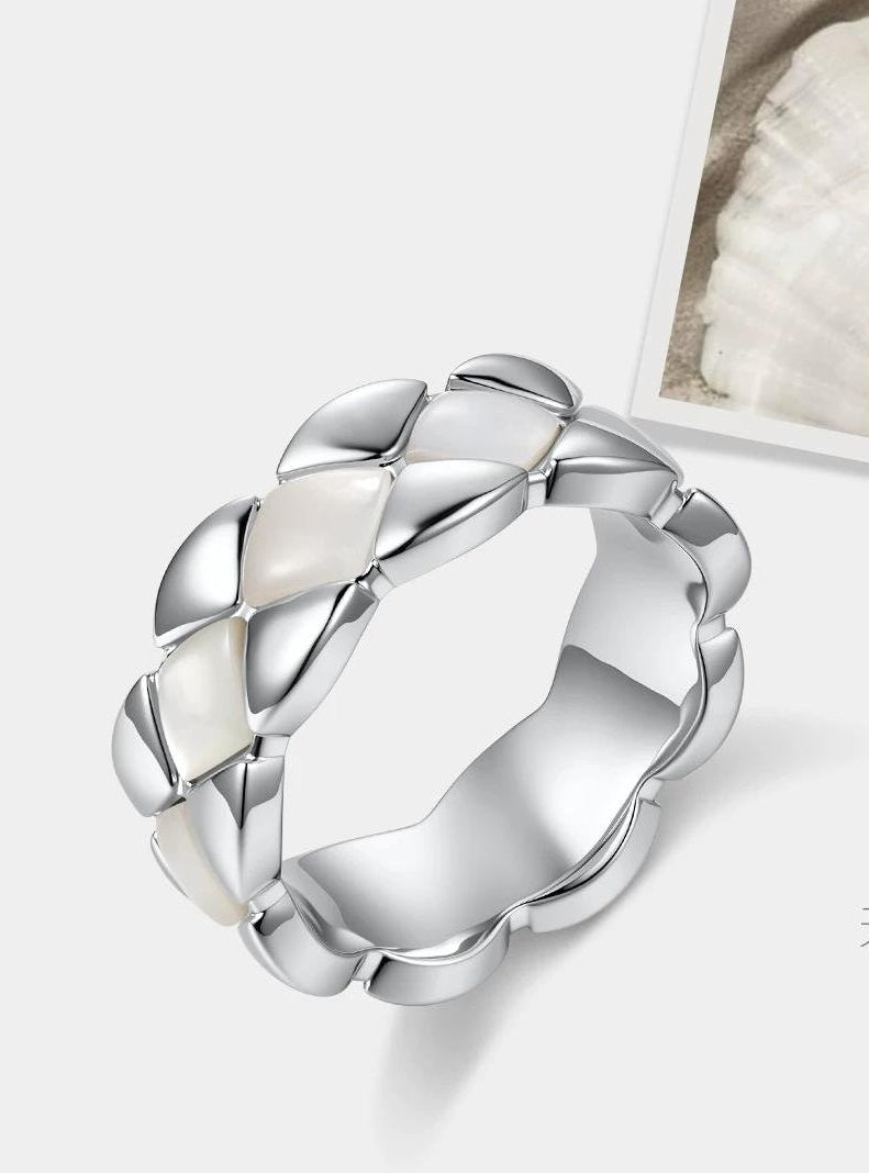 GRUNGE STYLE TITANIUM STEEL RING