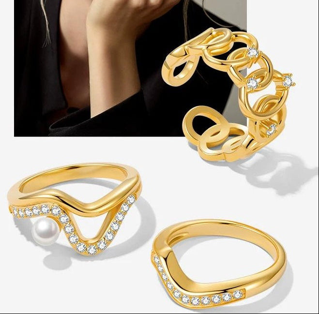 RETRO GOLD STACKING RINGS SET