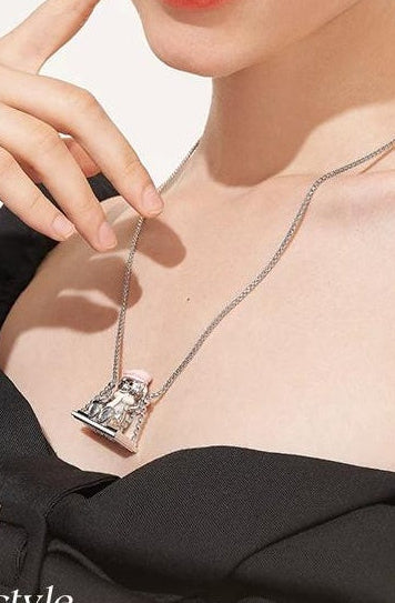 LUXURY HOLIDAY BEAR NECKLACE