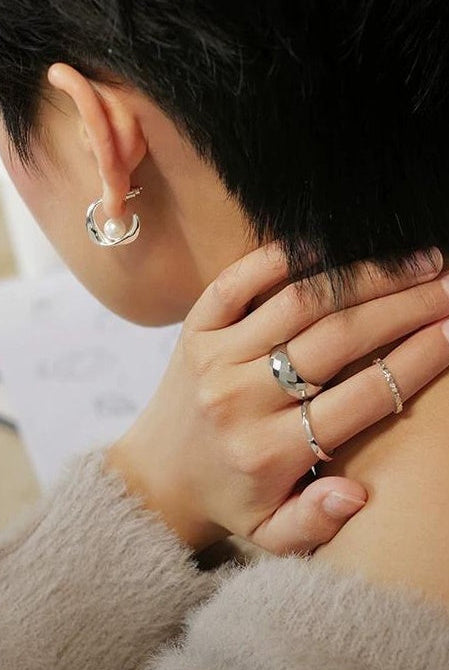 LIGHT LUXURY TITANIUM STEEL RING