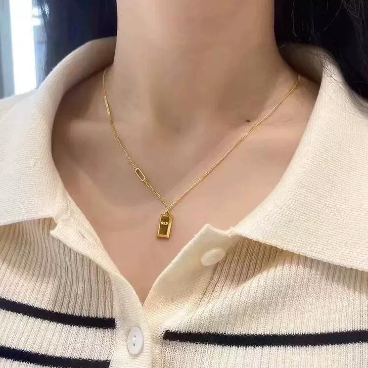 LUXURY GOLD BAR NECKLACE