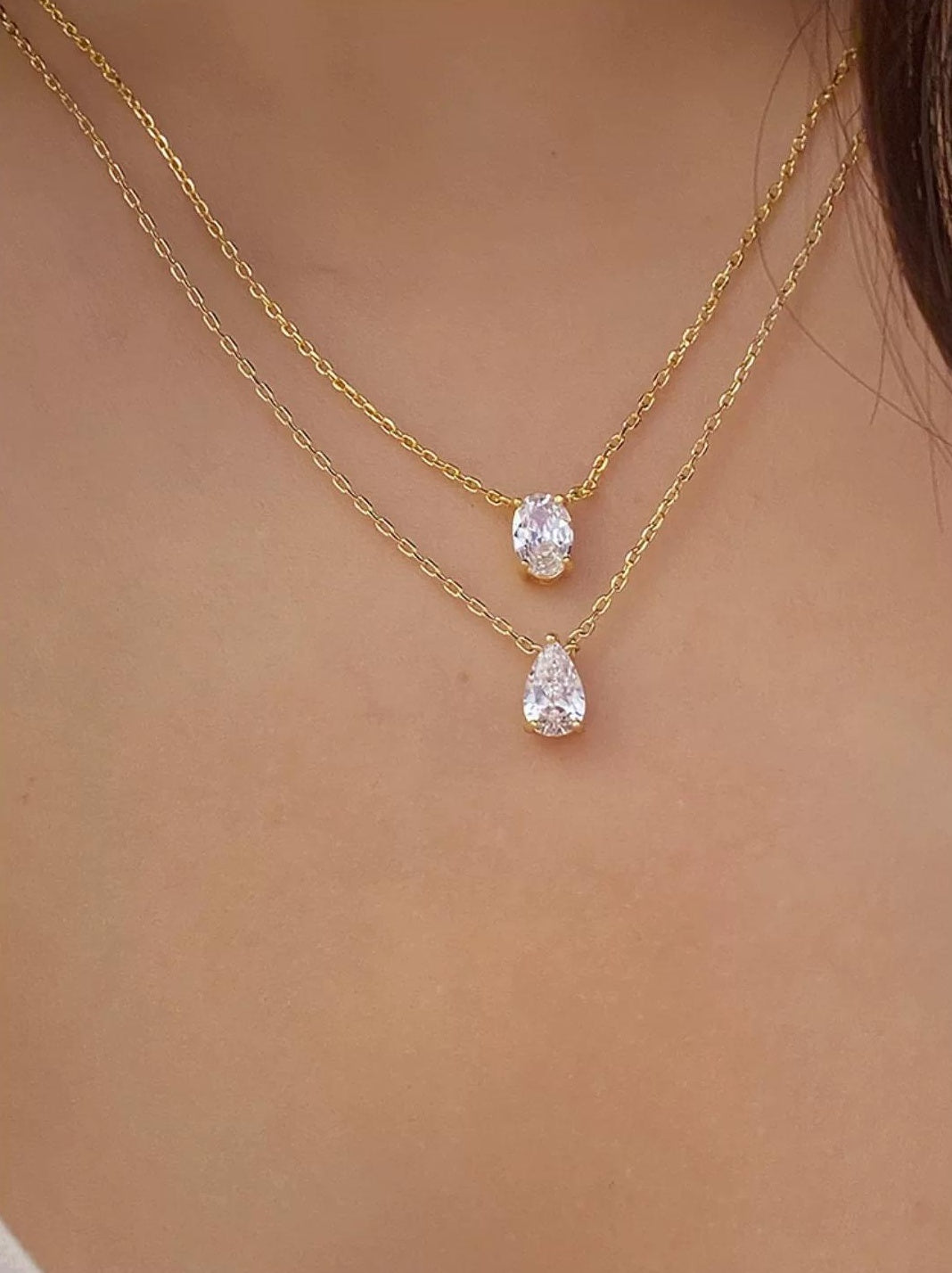 TEARDROP ZIRCONIA NECKLACE