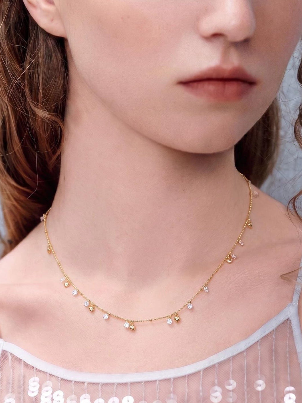 HEART-SHAPED COLLARBONE NECKLACE