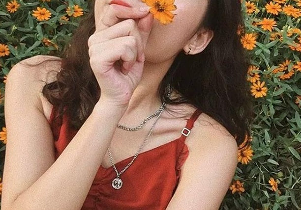 MINIMALIST LAYERED COIN NECKLACE