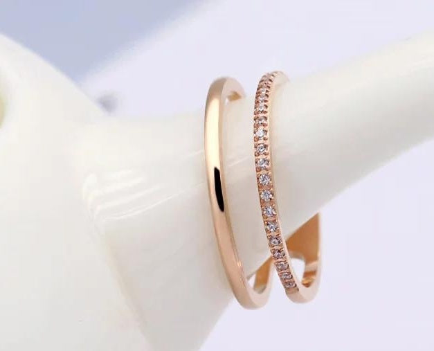 MINIMALIST DIAMOND RING