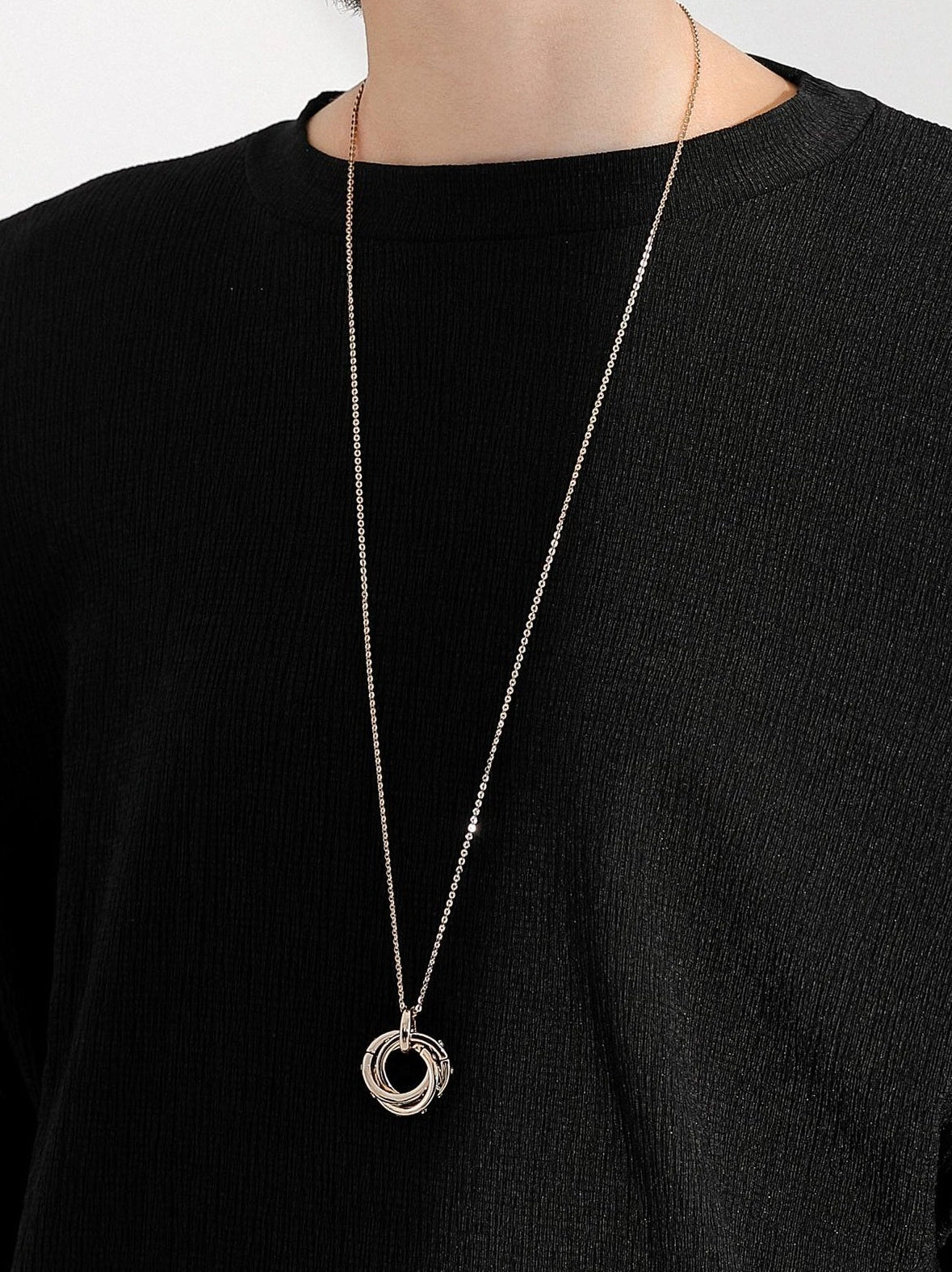 CHIC LONG SWEATER NECKLACE