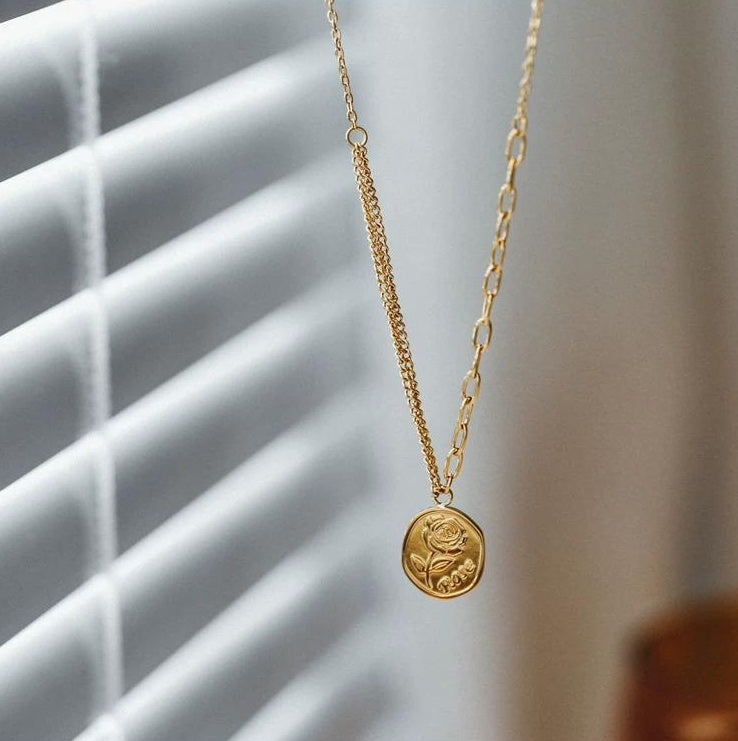 LUXURY ROUND-PLATE CHAIN NECKLACE