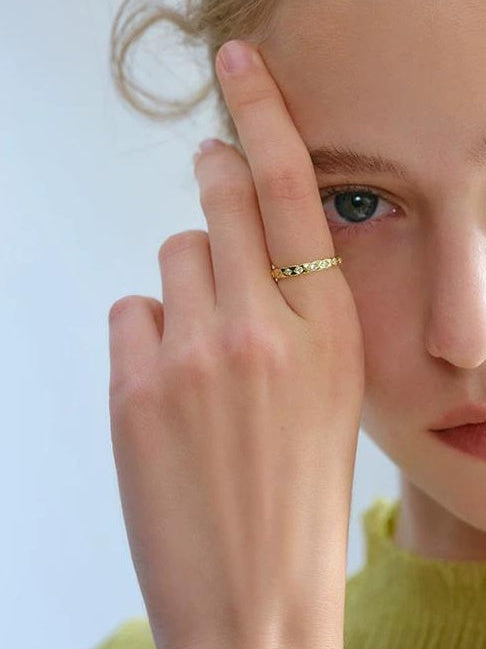 WILLOW GOLD DIAMOND RING