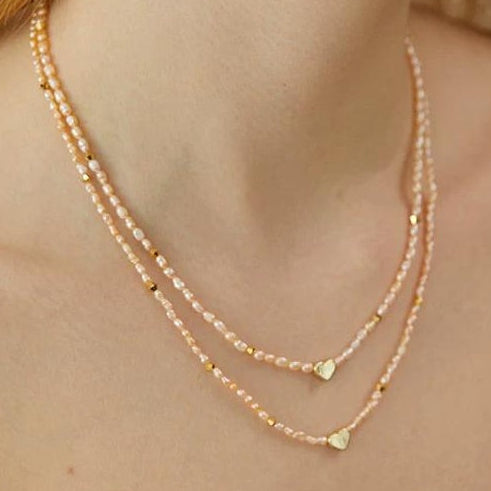 RETRO PINK PEARL NECKLACE