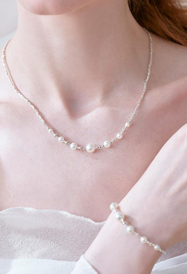 LUXURY PEARL COLLARBONE NECKLACE