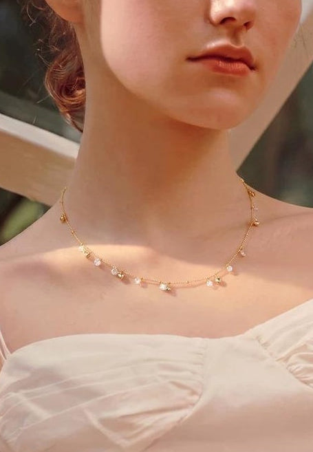 HEART-SHAPED COLLARBONE NECKLACE