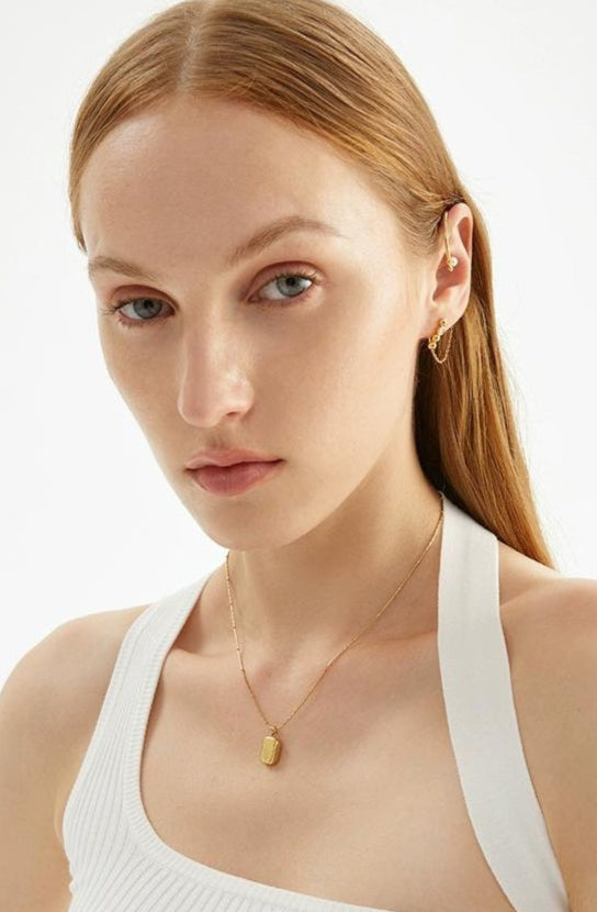 RETRO GOLD NACKLACE