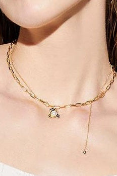 CHILDLIKE BEAR PEARL NECKLACE