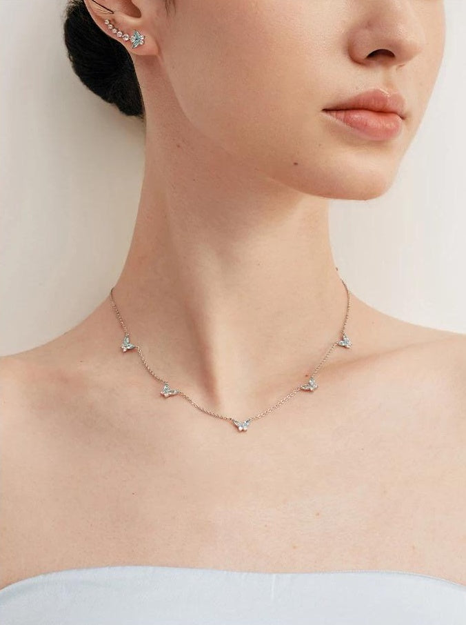 SOPHISTICATED MINIMALIST COLLARBONE NECKLACE