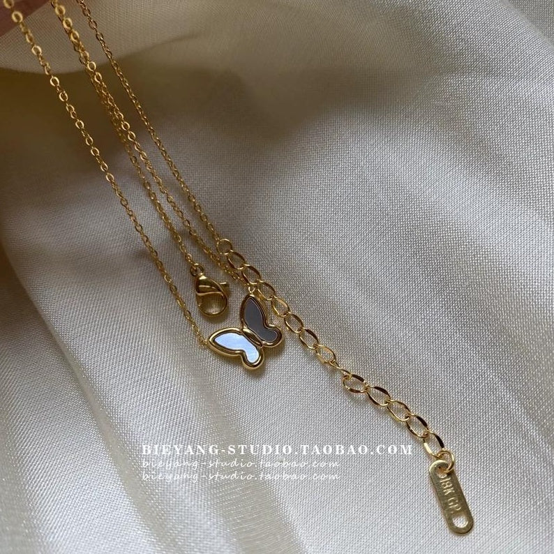 VINTAGE BUTTERFLY NECKLACE