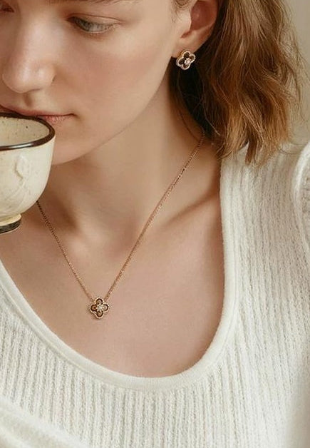 GOLD TIGER EYE NECKLACE