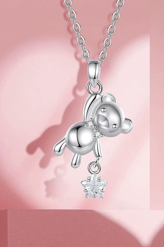 STAR-CATCHING BEAR NECKLACE