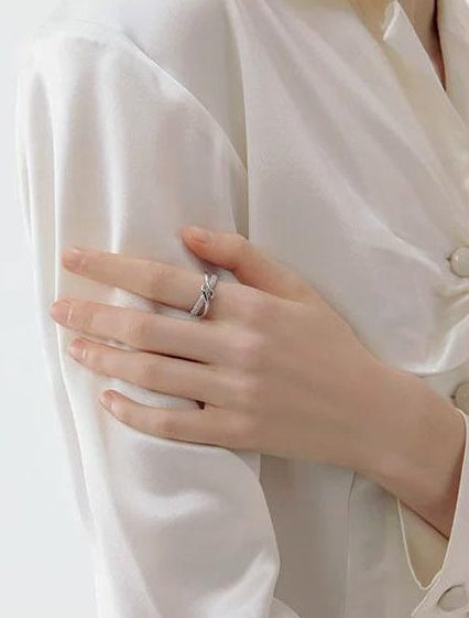 NICHE DESIGN COLD WIND RING