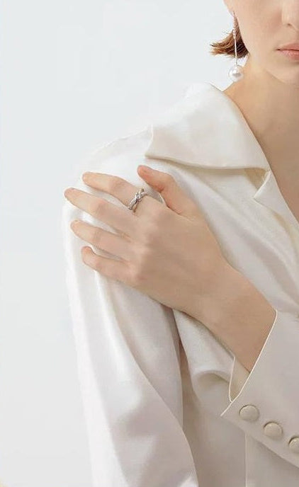 NICHE DESIGN COLD WIND RING