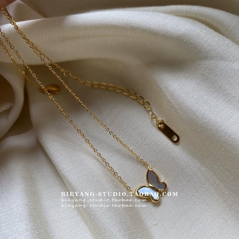 VINTAGE BUTTERFLY NECKLACE